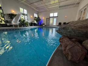 Holden Villa Retreat